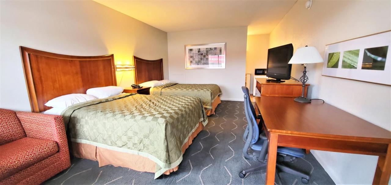 Economy 7 Inn- Newport News Extérieur photo