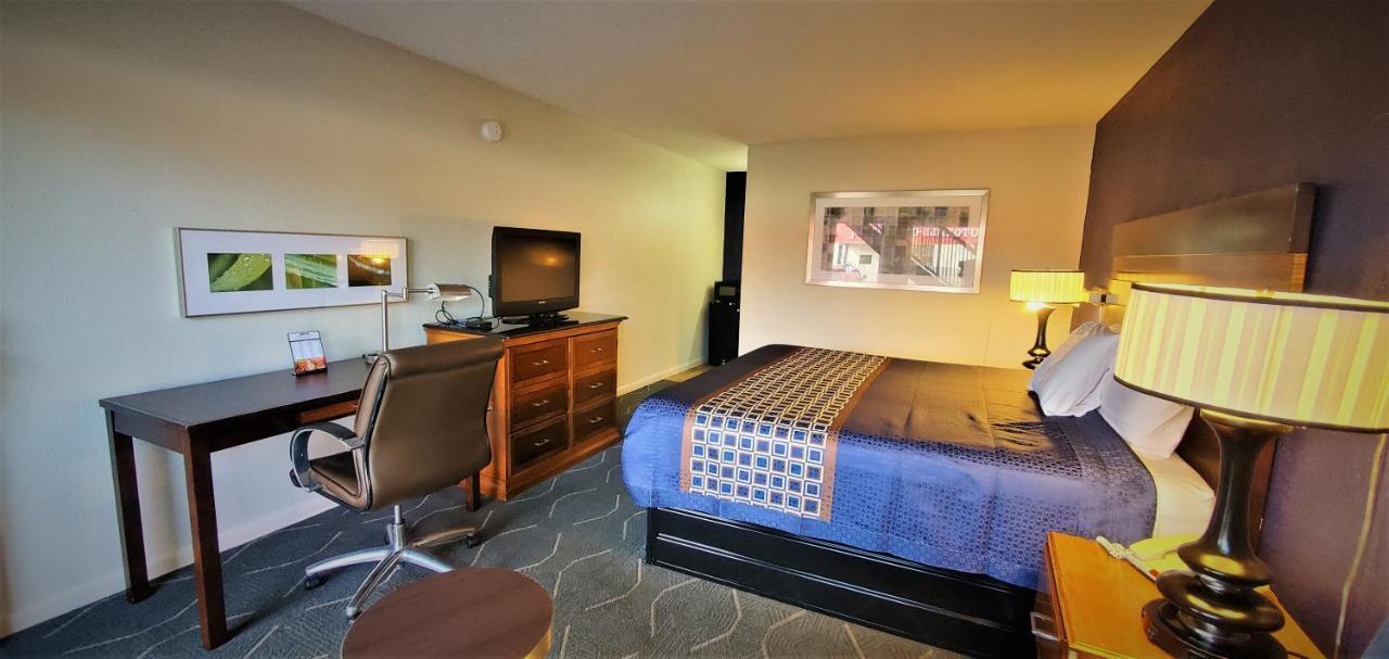Economy 7 Inn- Newport News Extérieur photo